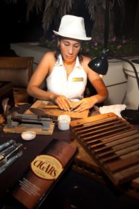 master-cigar-rollers-2